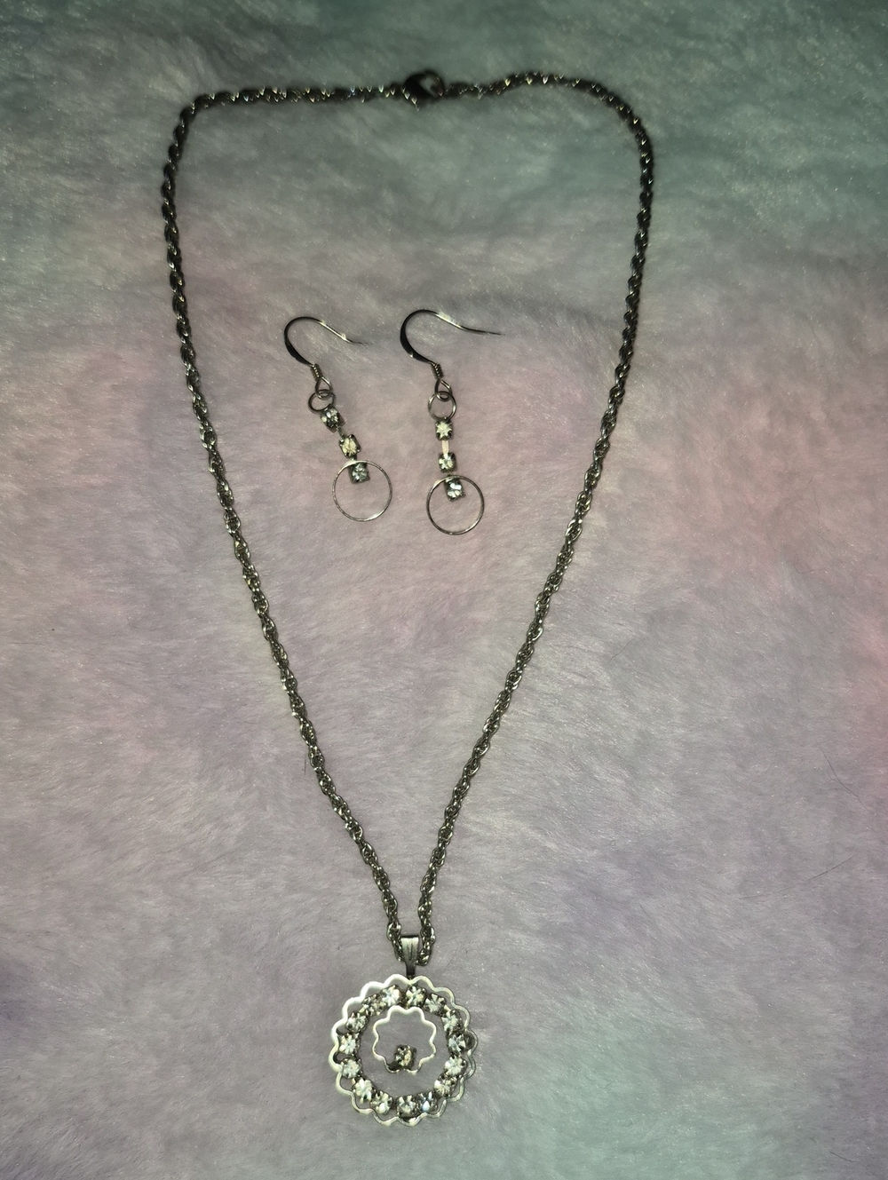 Silver Floral Pendant Necklace and Earrings Set - Unbranded